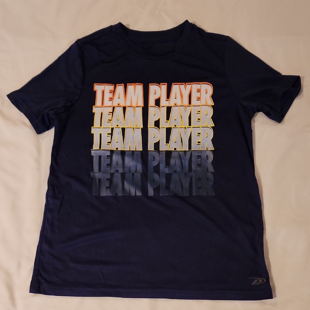 Pro Player Navy Tee with White Logo.  Size 10/12